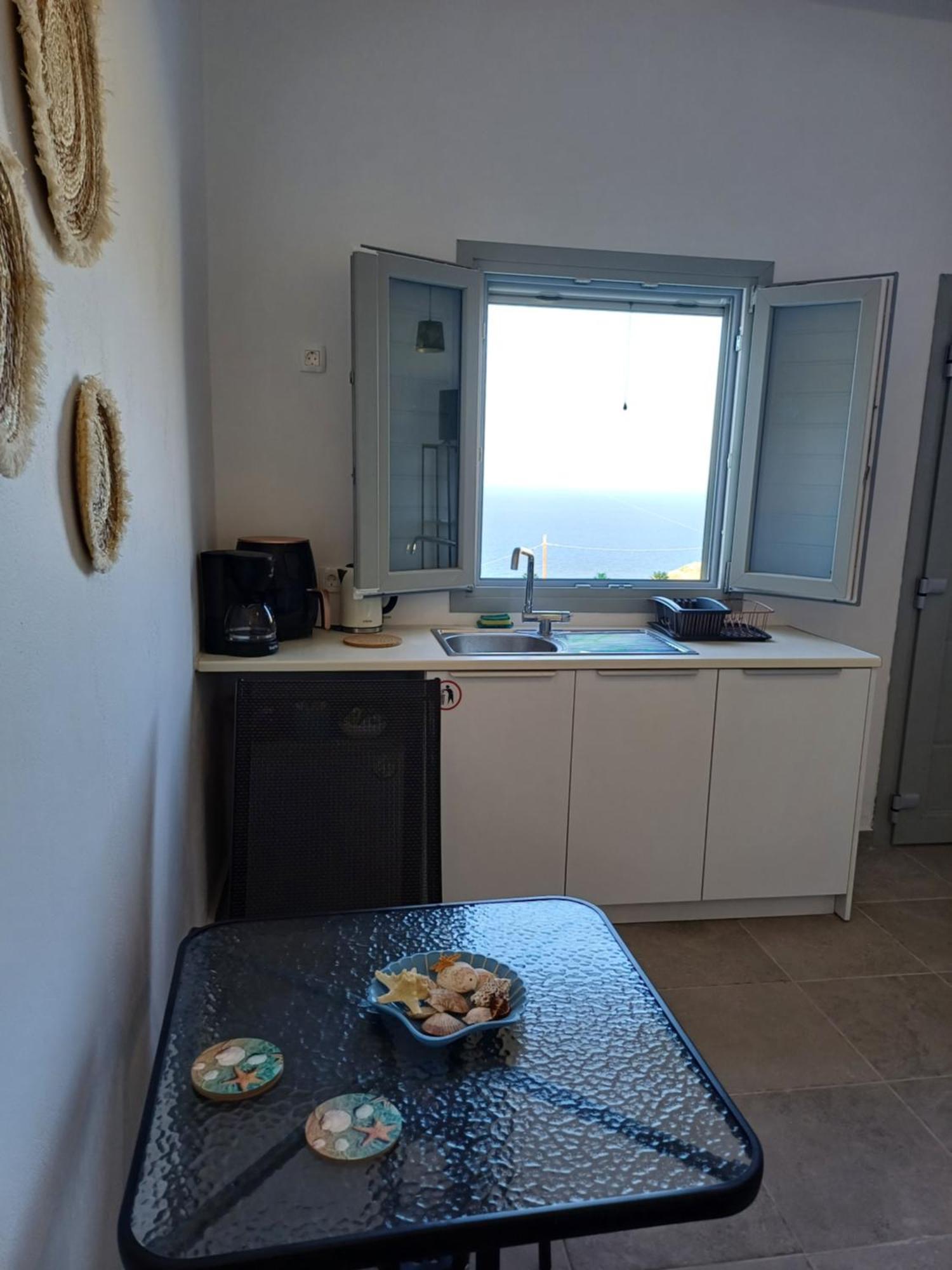 'Nektarios' Cycladic House With Sunrise And Sea View!! Lägenhet Oía Exteriör bild